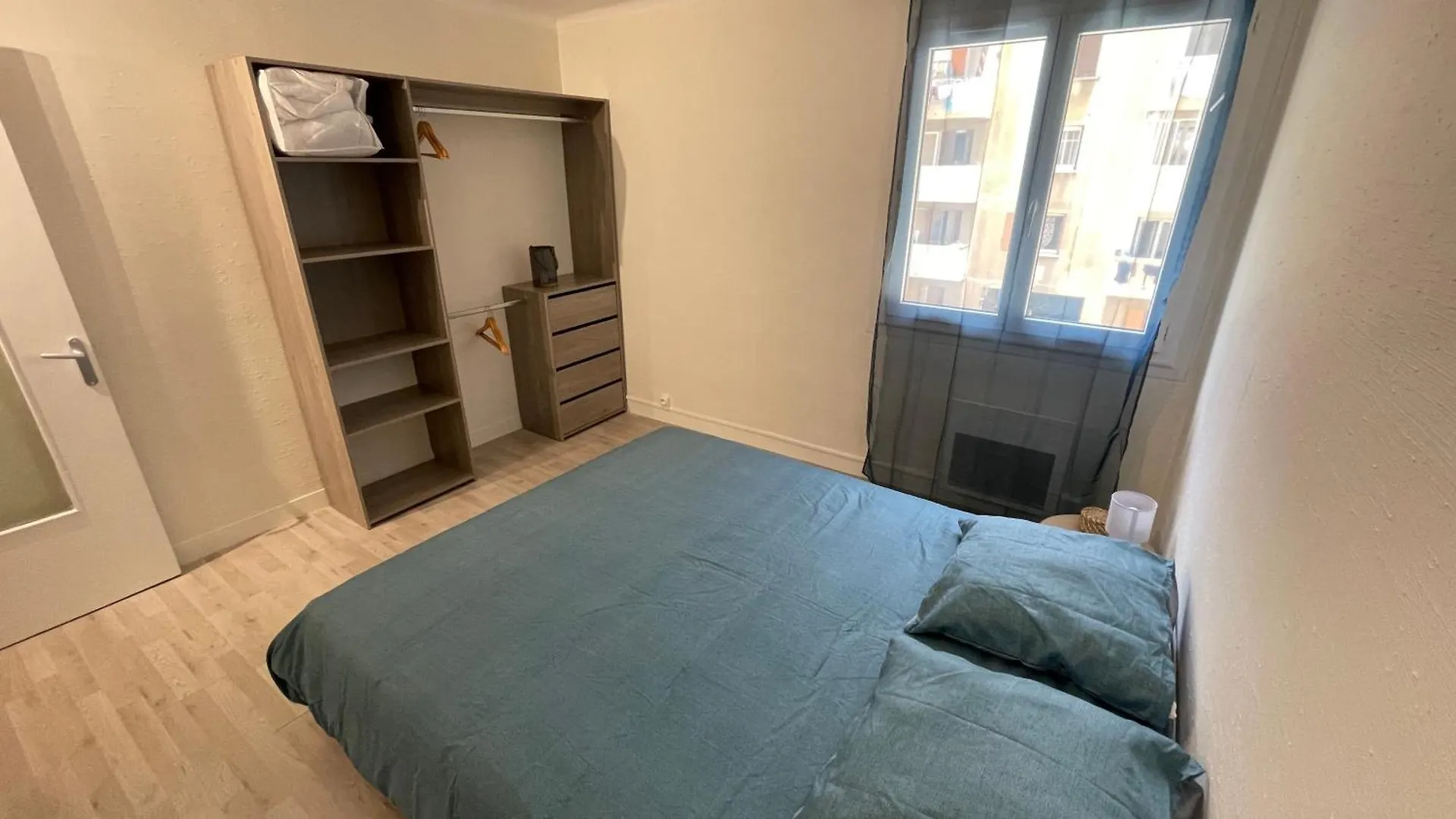 Proche Centre-Ville Et Calme Marselha Apartamento